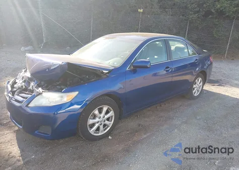 2011 Toyota Camry Le z USA, uszkodzony, nr VIN 4T4BF3EK8BR157100